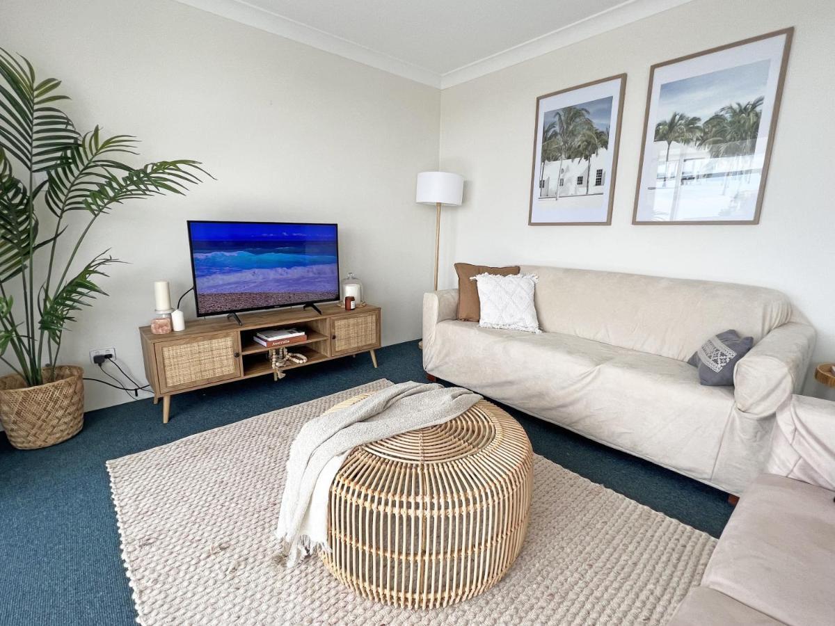 Ocean View 2br And Apartment Gold Coast