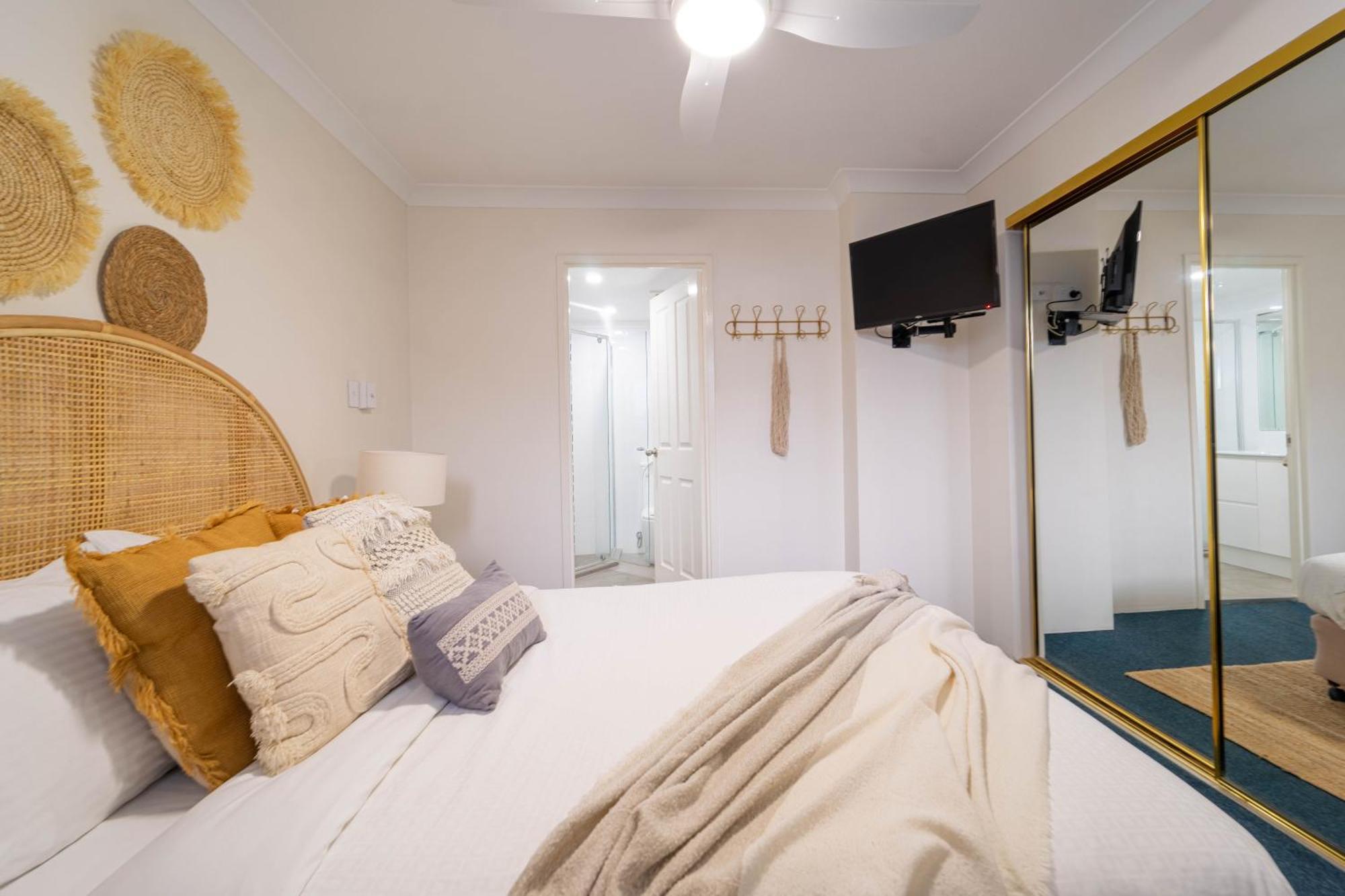 Ocean View 2br And * Gold Coast